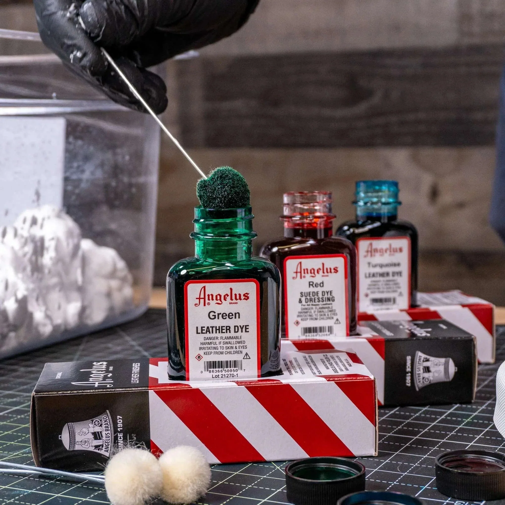 Angelus X Barbasol Limited Edition Dye Kit - Image 5